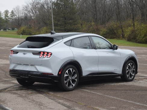 Used 2023 Ford Mustang Mach-E Premium image 25