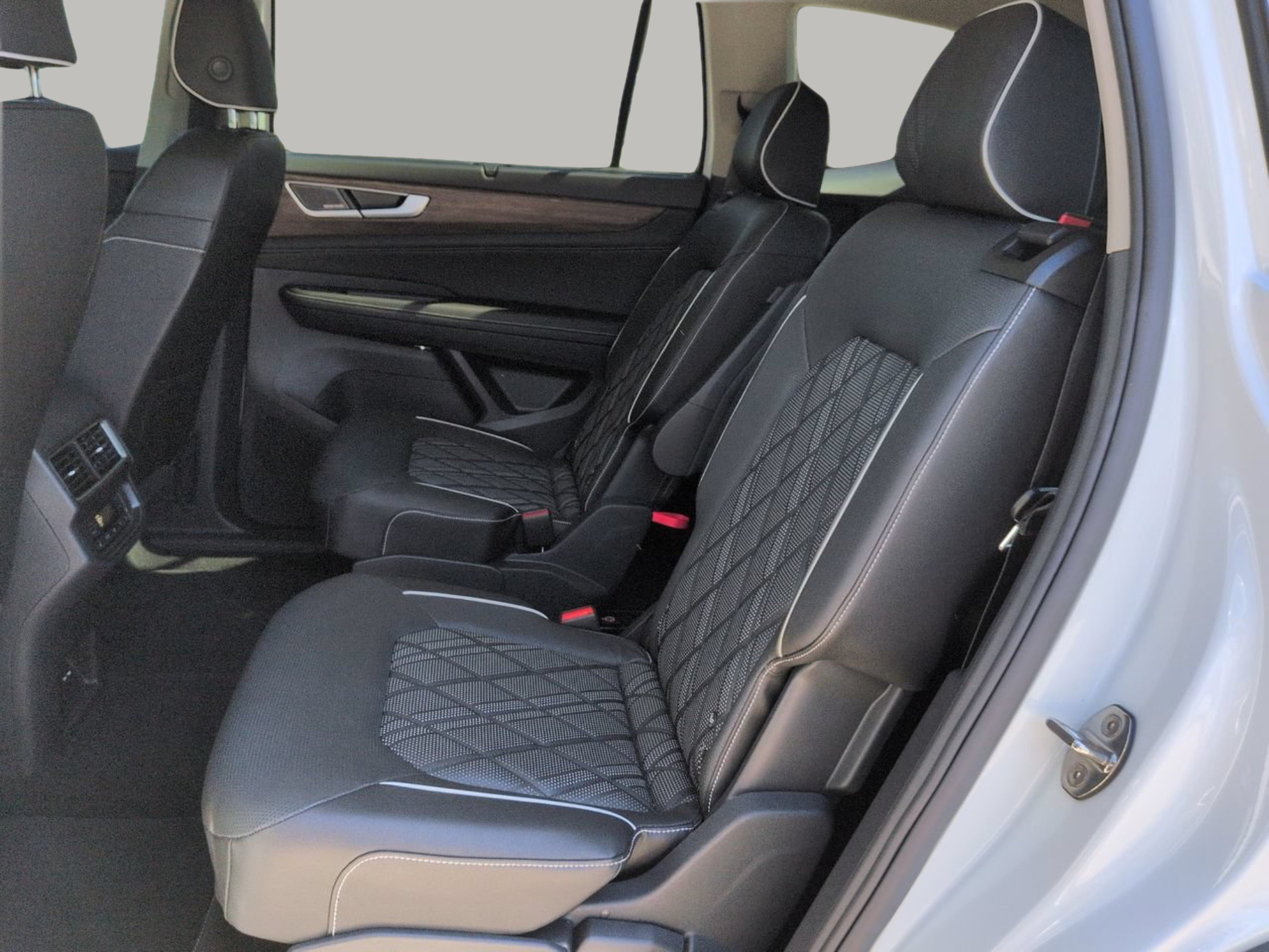 Used 2026 Volkswagen Atlas SEL Premium R-Line AWD/4WD image 20