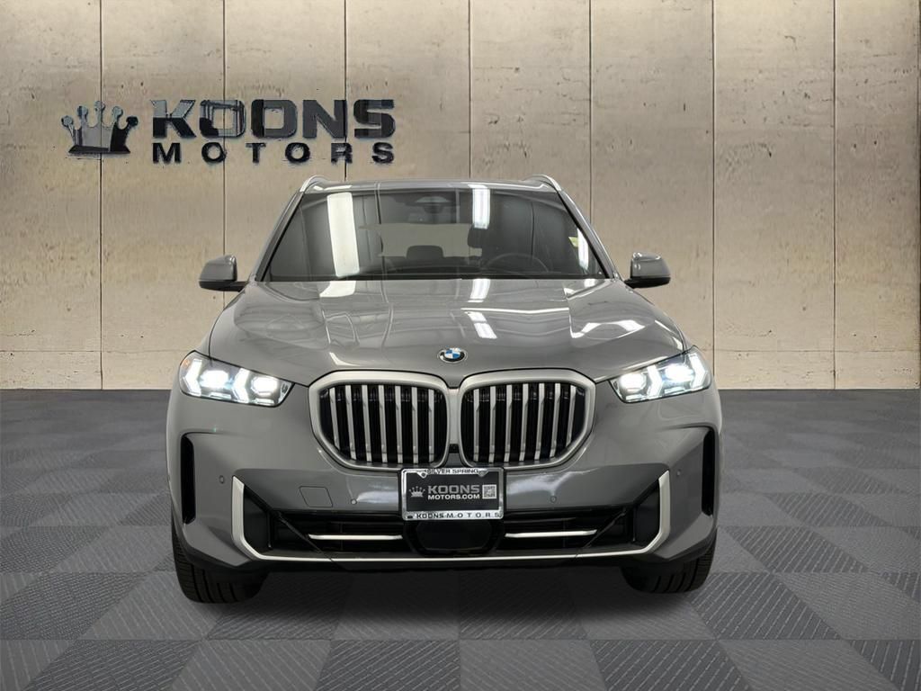 Used 2026 BMW X5 xDrive40i AWD/4WD image 3