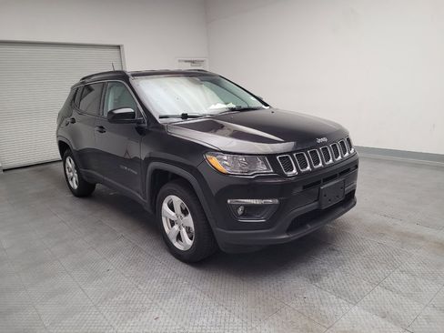 Used 2020 Jeep Compass Latitude w/ Popular Equipment Group AWD/4WD image 13