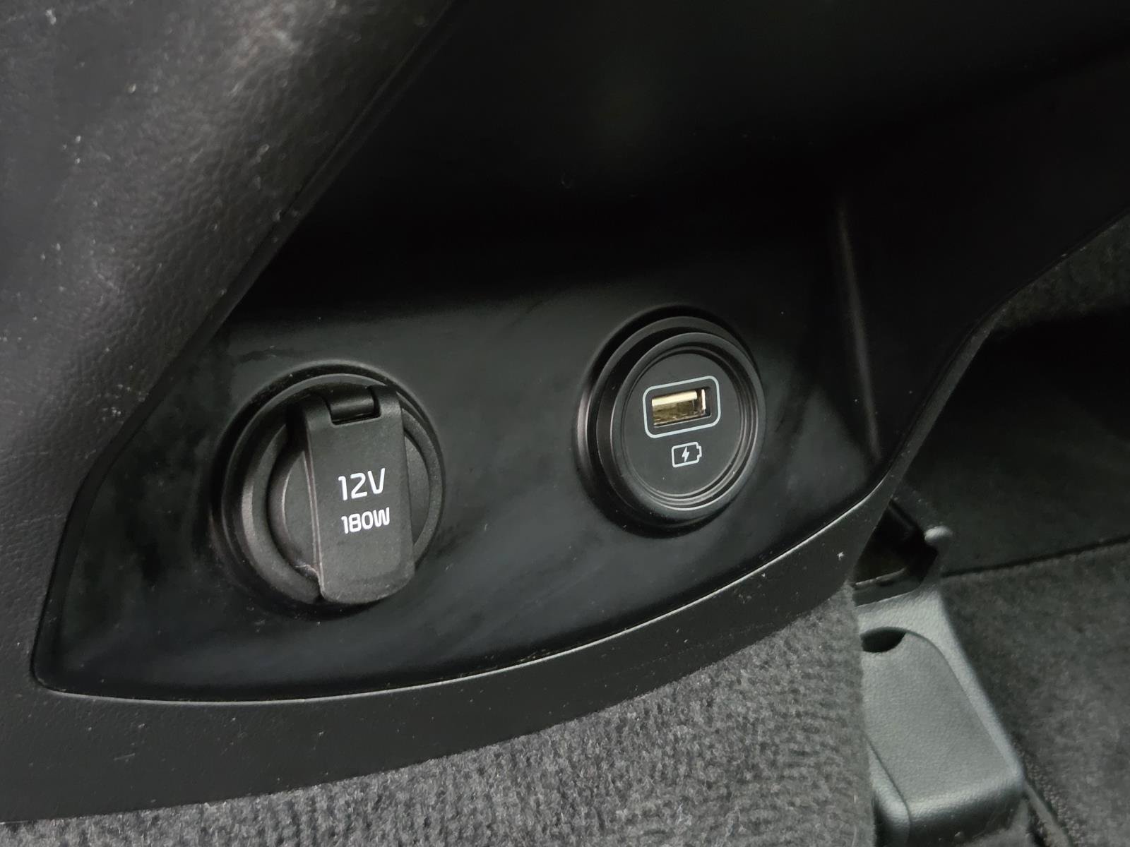 Used 2021 Kia Sorento S w/ Panoramic Sunroof Package FWD image 15
