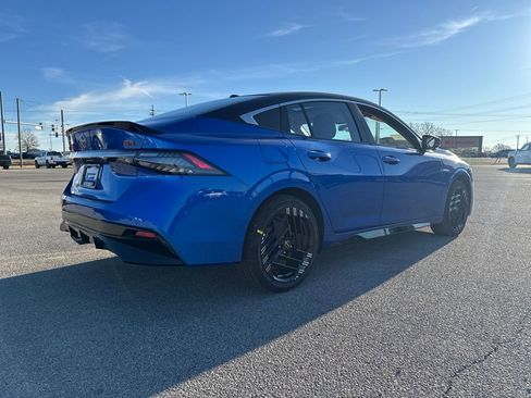 New 2026 Nissan Sentra SR w/ SR Premium Package image 7