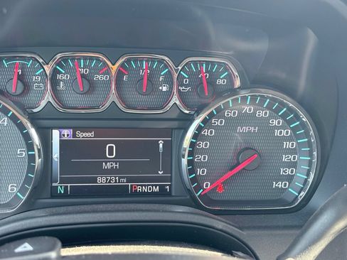 Used 2016 Chevrolet Silverado 2500 LT w/ Midnight Edition AWD/4WD image 8