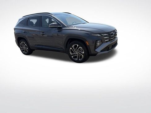 Used 2025 Hyundai Tucson Limited AWD/4WD image 7