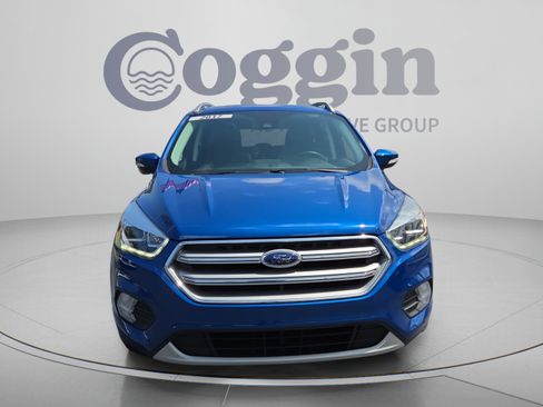 Used 2017 Ford Escape Titanium w/ Equipment Group 301A AWD/4WD image 8