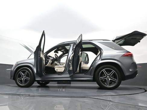 Used 2024 Mercedes-Benz GLE 450 4MATIC image 41