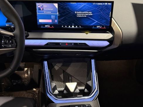 Certified 2025 BMW X3 xDrive30i w/ Convenience Package image 13