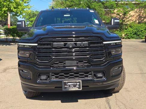 New 2026 RAM 2500 Laramie AWD/4WD image 5