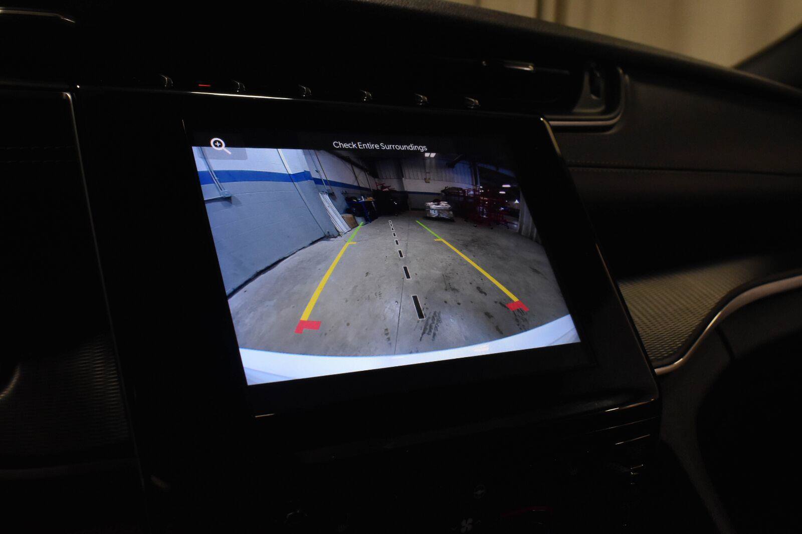 Used 2024 Jeep Grand Cherokee Altitude AWD/4WD image 14