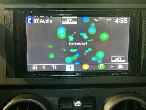 Used 2010 Jeep Wrangler Unlimited Rubicon image 20