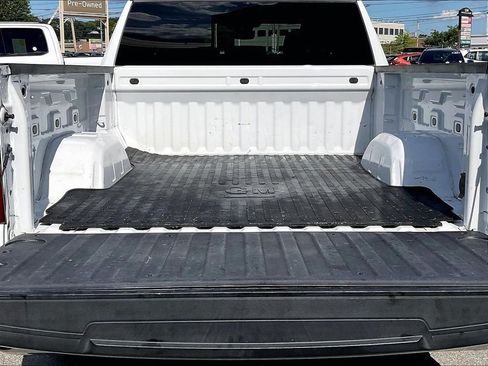 Used 2023 Chevrolet Silverado 1500 LT AWD/4WD image 31