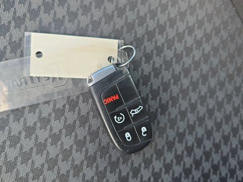 Used 2022 Dodge Challenger R/T RWD image 28