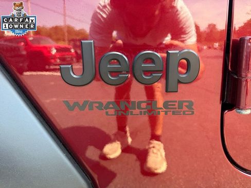 Used 2022 Jeep Wrangler Unlimited Sport AWD/4WD image 17