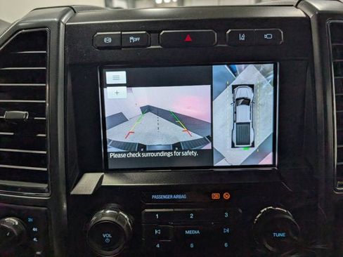 Used 2022 Ford F450 XLT w/ XLT Premium Package image 31