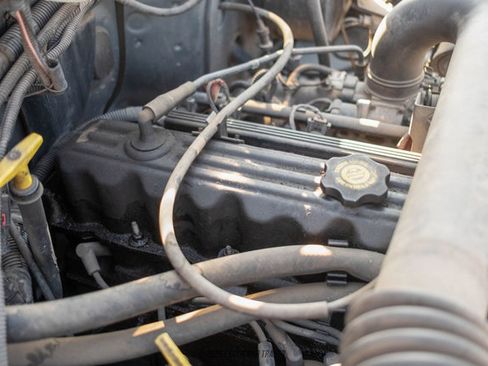 Used 1997 Jeep Wrangler Sport image 19