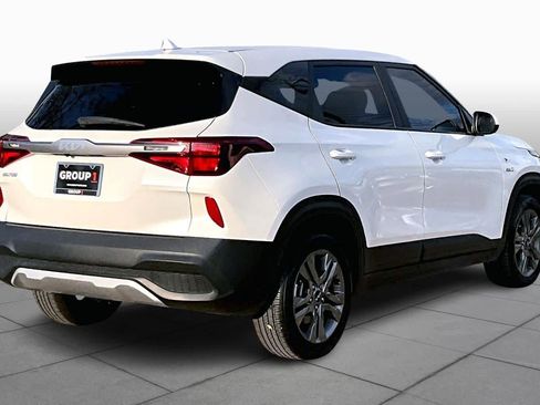 Used 2023 Kia Seltos LX image 11