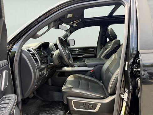 Used 2023 RAM 1500 Laramie AWD/4WD image 12