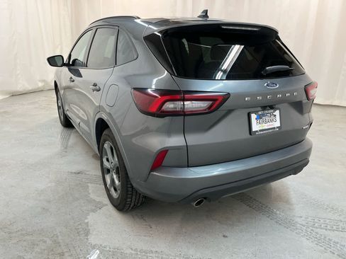 Used 2023 Ford Escape ST-Line image 3