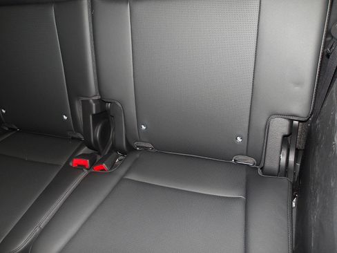 Used 2025 Hyundai Santa Fe Calligraphy image 14