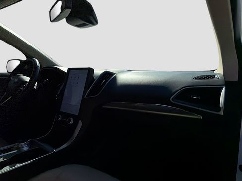 Used 2022 Ford Edge SEL w/ Convenience Package image 35