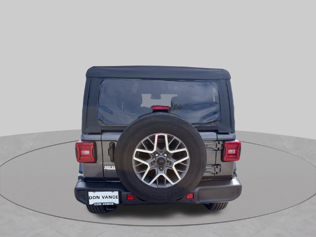 Certified 2025 Jeep Wrangler Unlimited Sahara AWD/4WD image 5