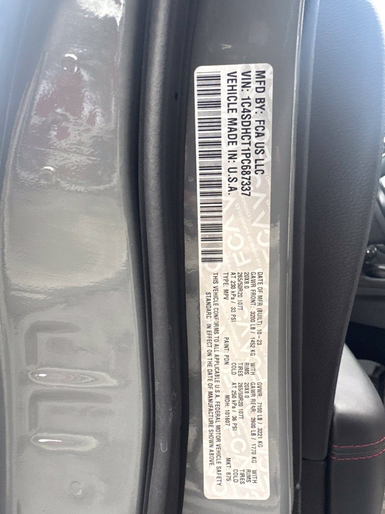 Used 2023 Dodge Durango R/T RWD image 4