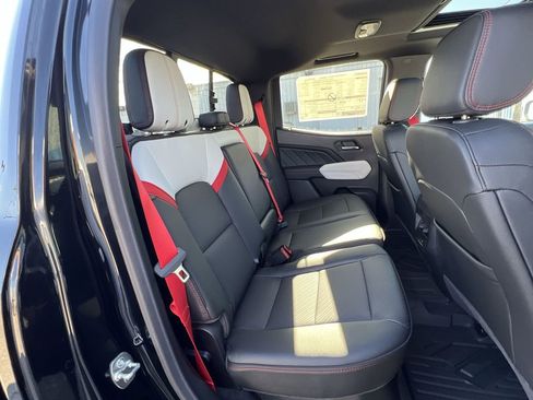 New 2025 GMC Canyon AT4 w/ AT4X Package image 28