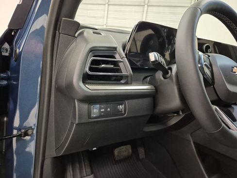 New 2026 Chevrolet Traverse LT w/ LPO, Floor Liner Package image 18