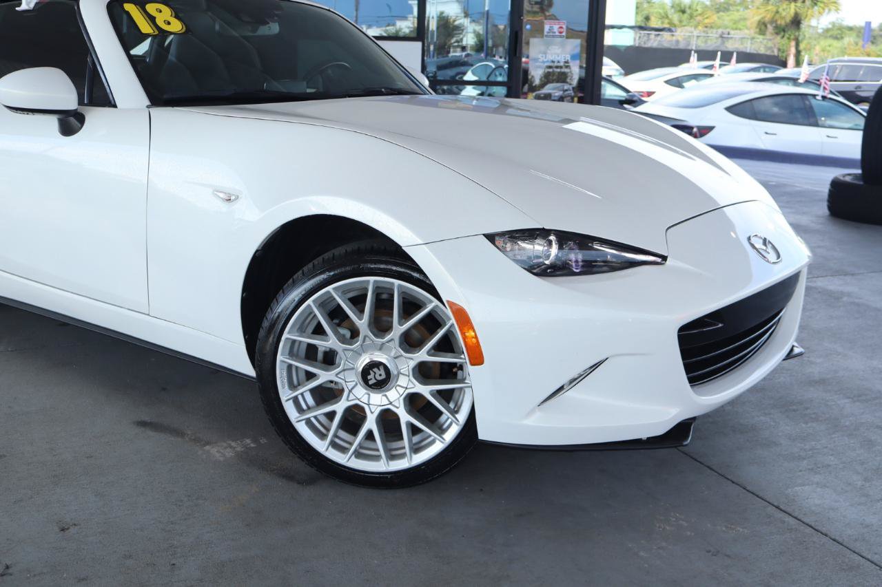 Used 2017 MAZDA MX-5 Miata RF Grand Touring RWD image 2