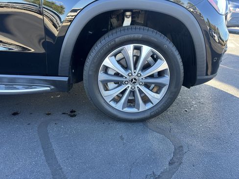 Certified 2023 Mercedes-Benz GLE 350 w/ Premium Package image 13