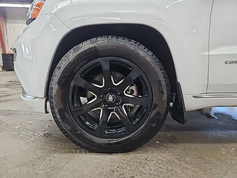 Used 2016 Jeep Grand Cherokee Summit w/ Platinum Series Group image 9