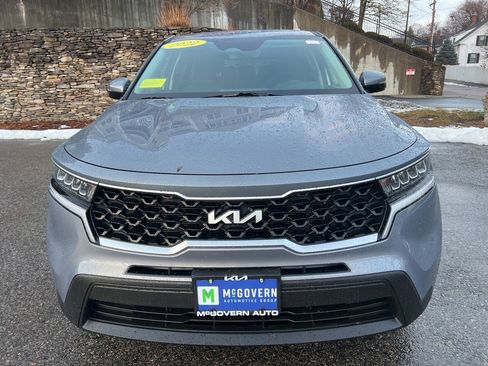 Used 2022 Kia Sorento LX image 8