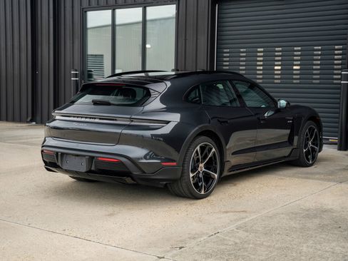 New 2025 Porsche Taycan 4 Cross Turismo image 10