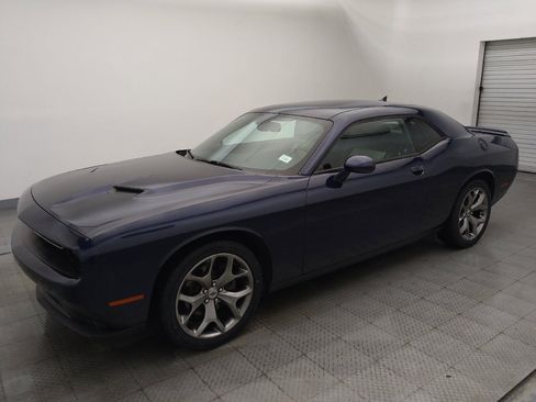 Used 2017 Dodge Challenger SXT Plus RWD image 2