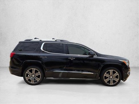 Used 2017 GMC Acadia Denali AWD/4WD image 4