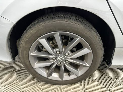 Used 2019 Honda Civic EX-L image 18