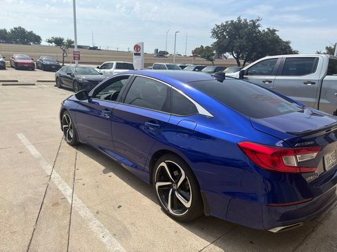 Used 2022 Honda Accord Sport image 6