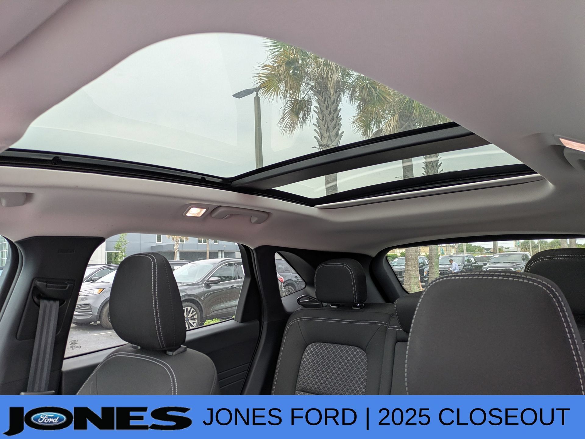 New 2025 Ford Escape Active FWD image 21
