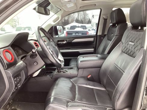 Used 2018 Toyota Tundra SR5 image 18