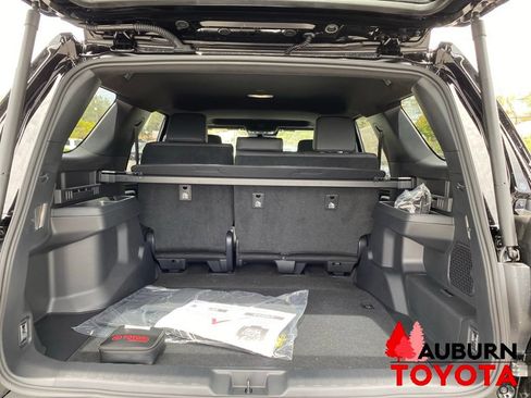 New 2026 Toyota 4Runner TRD Off-Road Premium AWD/4WD image 11