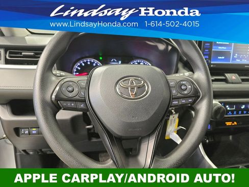 Used 2021 Toyota RAV4 LE image 15