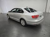 Used 2015 Volkswagen Jetta SE image 3