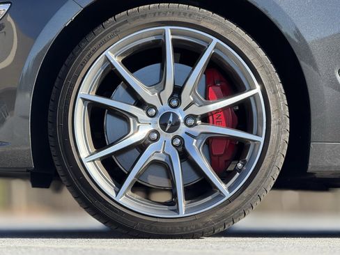 Used 2025 Genesis G70 2.5T image 17