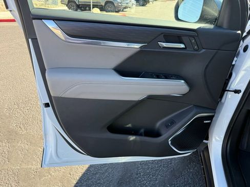 New 2026 GMC Acadia Elevation w/ LPO, Floor Liner Package image 21