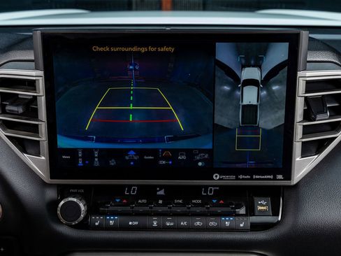 Used 2022 Toyota Tundra Limited w/ TRD Off-Road Package image 26