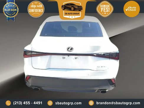 Used 2023 Lexus IS 300 w/ Comfort Package RWD image 4