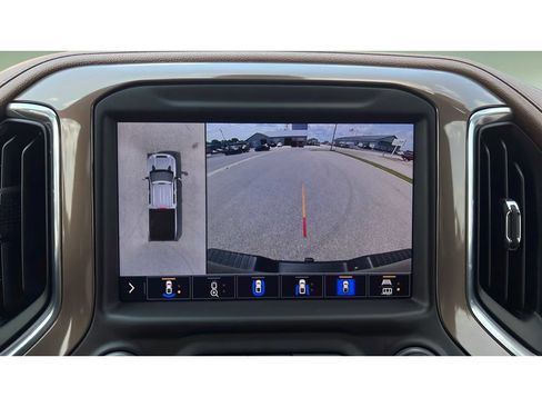 Certified 2023 Chevrolet Silverado 3500 High Country w/ Technology Package AWD/4WD image 19