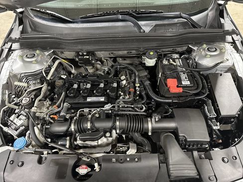 Used 2019 Honda Accord LX image 24