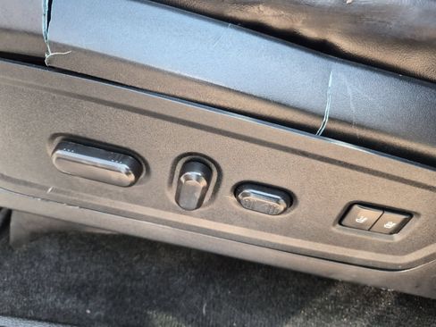 Used 2017 Lincoln Navigator Select AWD/4WD image 16