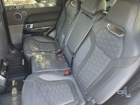 Certified 2022 Land Rover Range Rover Sport SVR AWD/4WD image 17